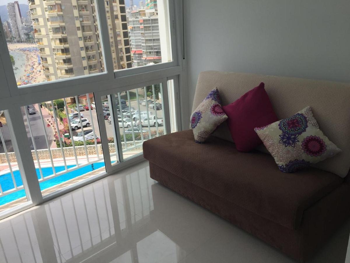Levante Beachfront Luxury Apartment Benidorm Bagian luar foto