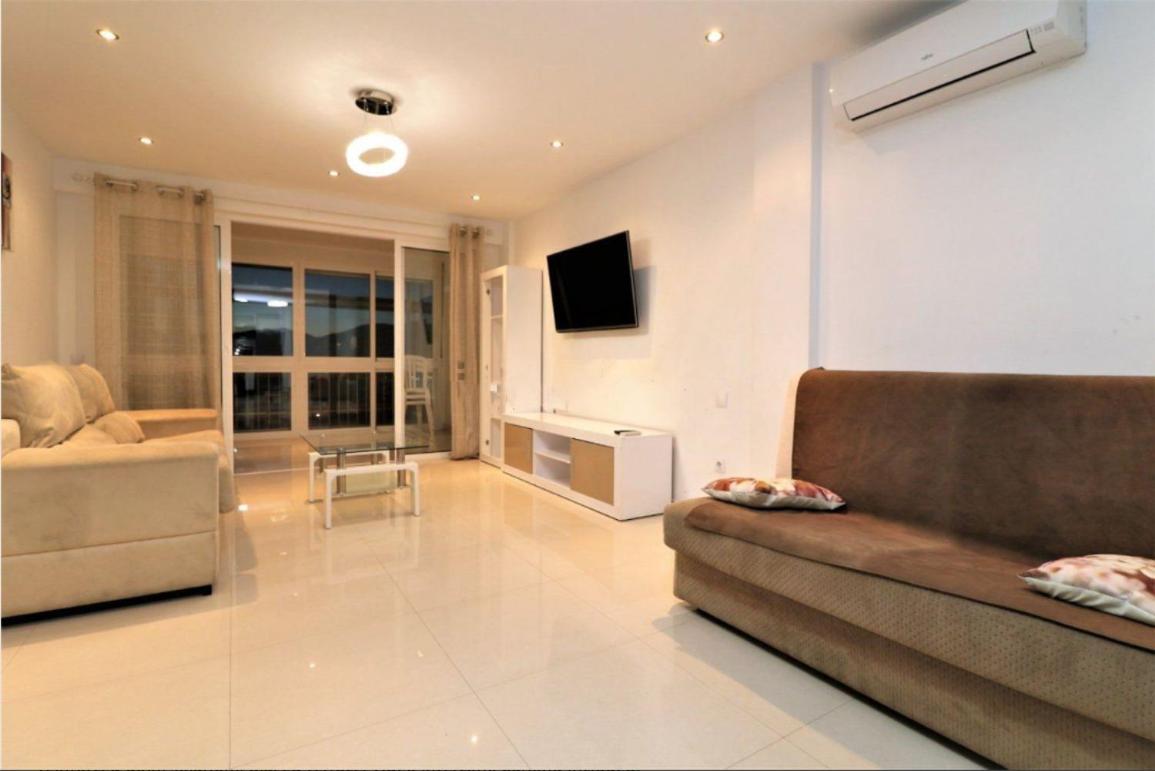 Levante Beachfront Luxury Apartment Benidorm Bagian luar foto