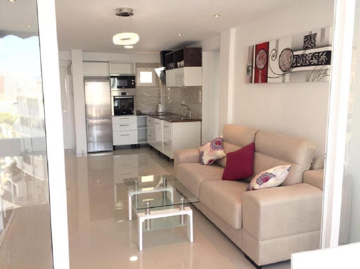 Levante Beachfront Luxury Apartment Benidorm Bagian luar foto